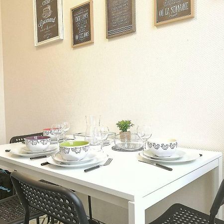 Le XI - Suite Colmar Gare - Parking Bagian luar foto