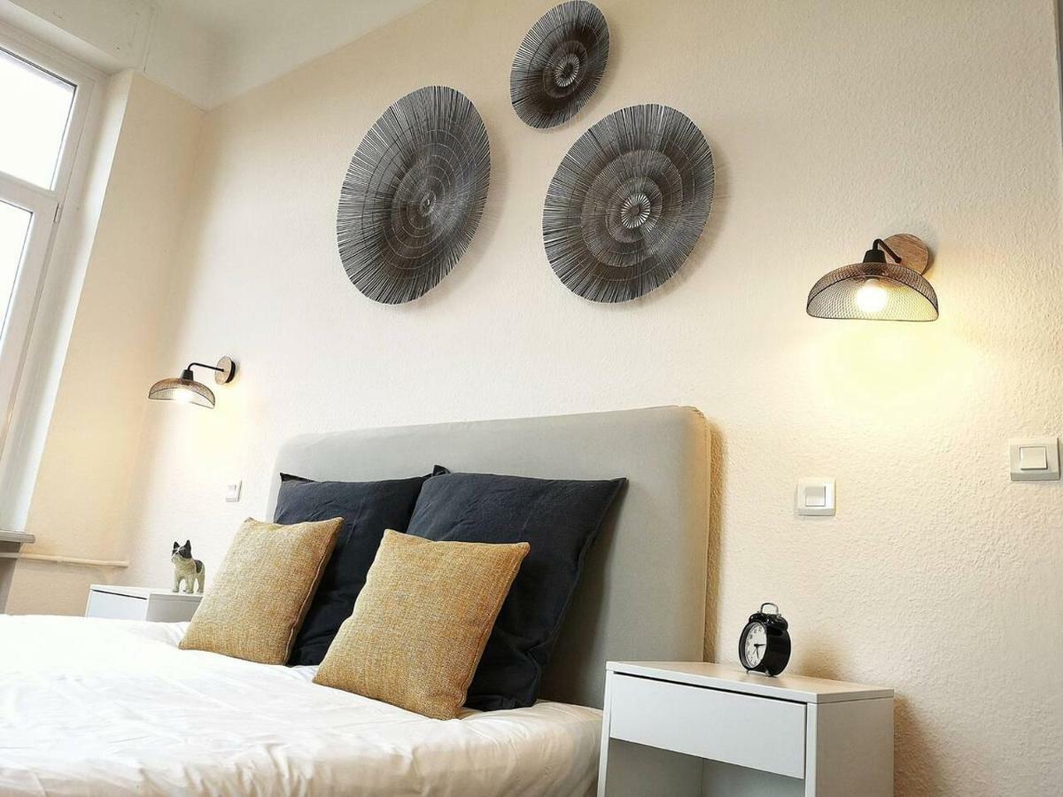 Le XI - Suite Colmar Gare - Parking Bagian luar foto