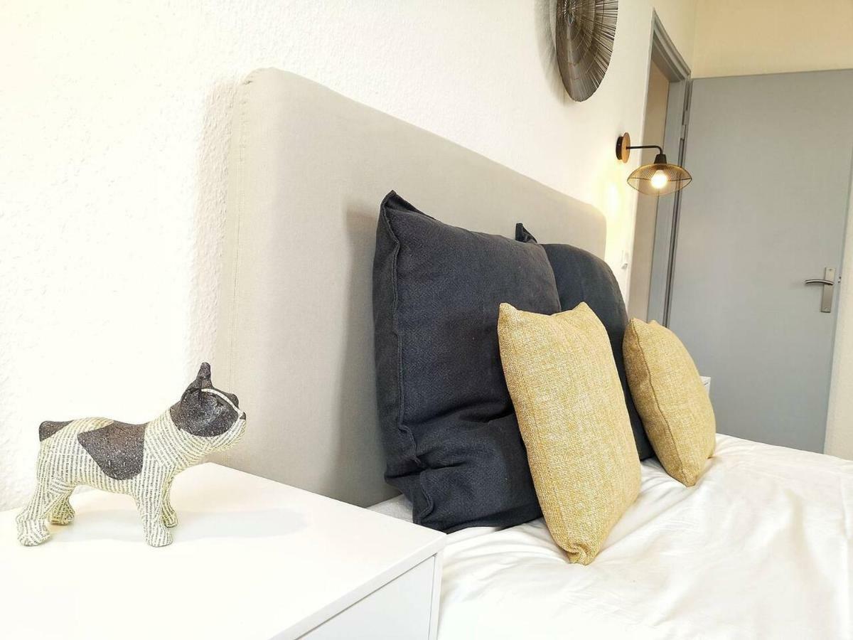 Le XI - Suite Colmar Gare - Parking Bagian luar foto